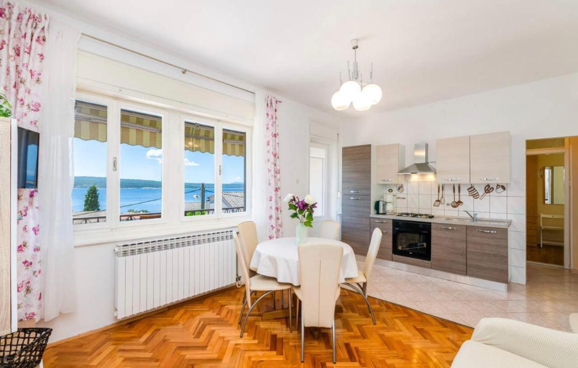 Apartments Tatjana ツリクヴェニツァ エクステリア 写真