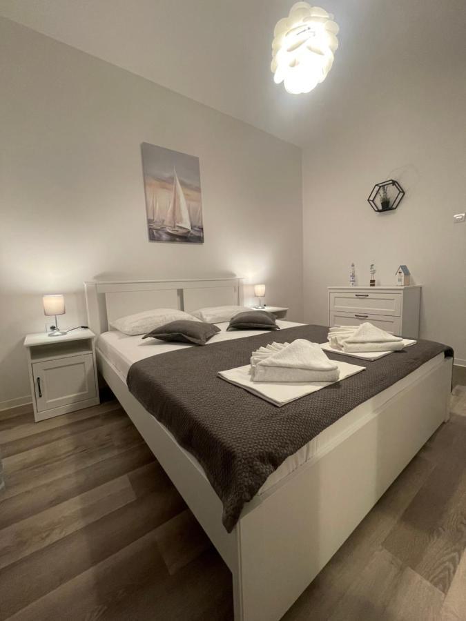 Apartments Tatjana ツリクヴェニツァ エクステリア 写真